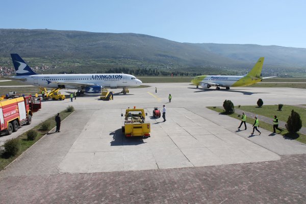 Zračna luka Mostar