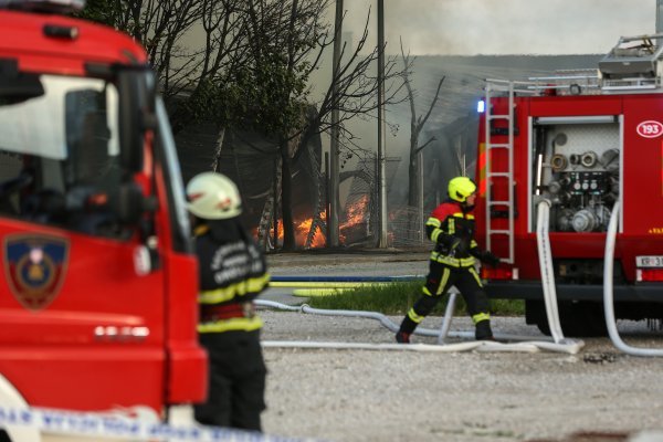 U Kijevu nema novih vatrogasaca. Ovog ljeta požare će gasiti samo dvojica