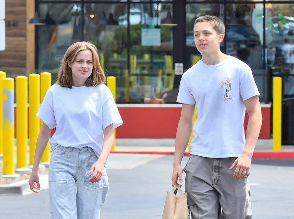 Vivienne i Knox Jolie-Pitt