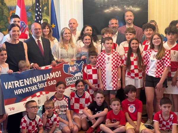 Djeca iz hrvatskih škola