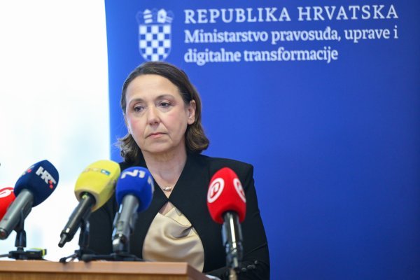 Irena Hrstić