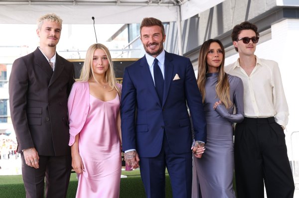 Romeo Beckham, Harper Beckham, David i Victoria Beckham, Cruz Beckham
