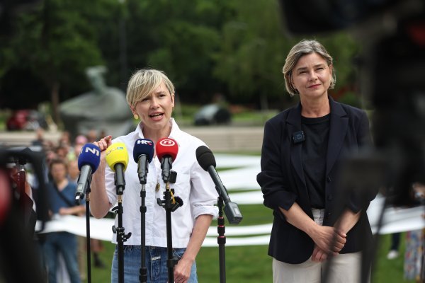 Gotovo 45.000 potpisa za peticiju Možemo!: ‘Novac u javne bolnice, ne u privatne džepove