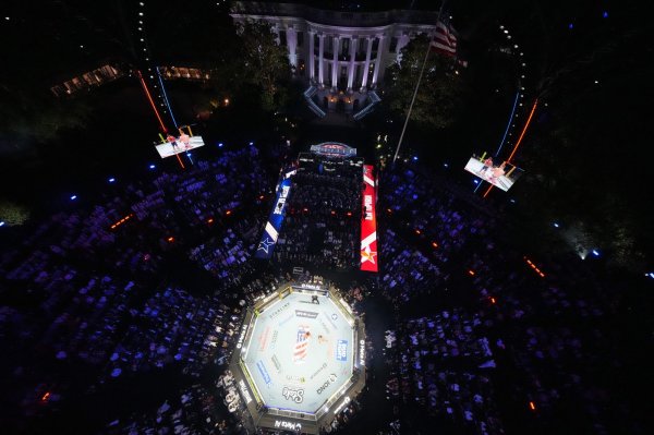 UFC spektakl ispred Bijele kuće