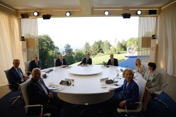 Friedrich Merz,  Keir Starmer, Donald Trump, Emmanuel Macron, Mark Carney, Giorgia Meloni, Sanae Takaichi, President Antonio Costa, Ursula Von Der Leyen