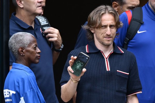 Modrić na maskici ima detalj s Thompsonova koncerta na Hipodromu