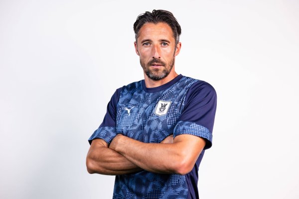 Osijek pronašao novog trenera! Na Opus Arenu stiže Argentinac koji je odrastao uz Lea Messija