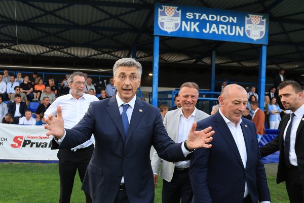Nogometna utakmica povodom obilježavanja obljetnice osnutka HDZ-a