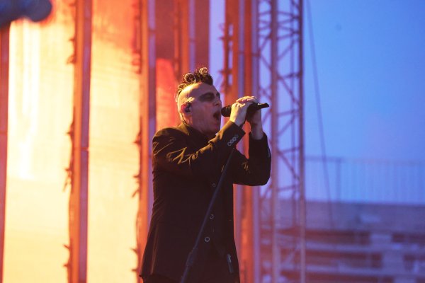 Maynard James Keenan u aktualnoj 'Starless' komentira američku stvarnost
