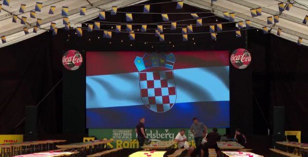 Hrvatska zastava u centru Sarajeva: 'Sretno, komšije! Naši smo...'