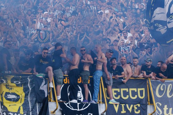 Navijači peticijom traže jeftinije ulaznice: Objavili su i cjenik