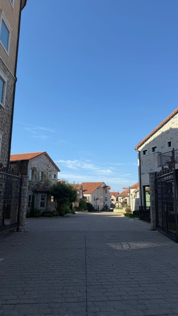 Adriatica Village