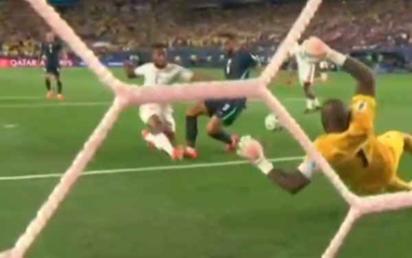 Brazil zabio, ali snimka gola odmah je izazvala kaos: 'Ne znam kako je ovaj gol mogao vrijediti'