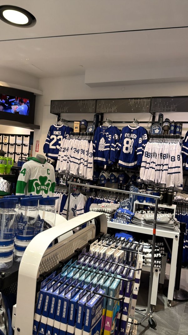Sport Chek