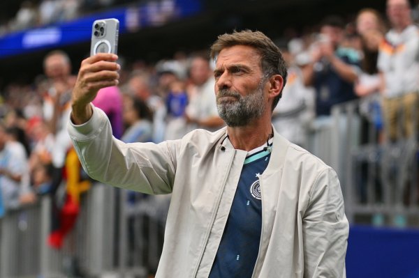Klopp odbrusio ego-manijaku: 'Ako jednog dana kaže nešto pozitivno o nekom igraču...'