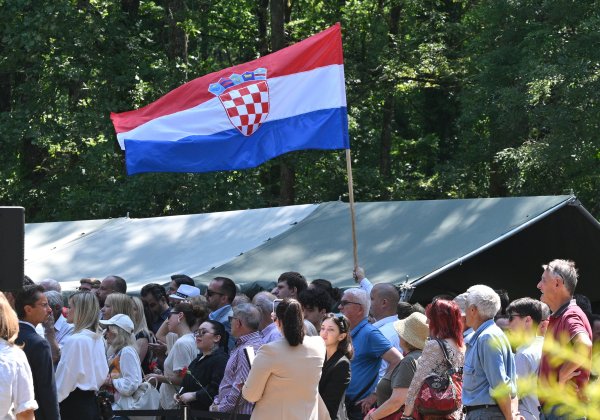 Žestoka poruka Tomislava Karamarka: 'Sljedbenici Titovog režima opet plešu ratnički ples'