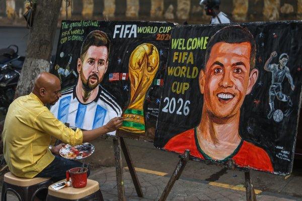 Ronaldo može napraviti nešto što nitko nikad nije, Messi lovi vječni rekord