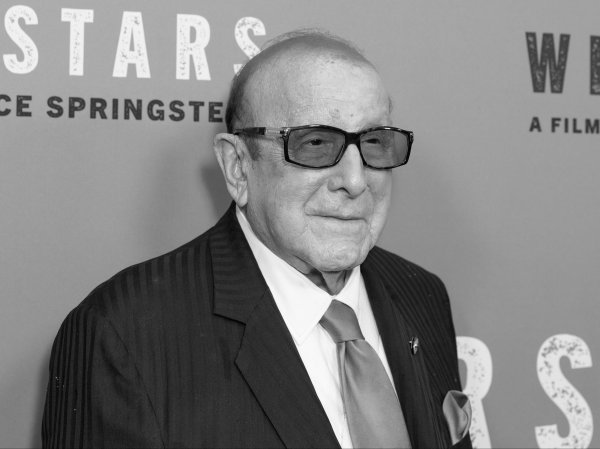 Preminuo Clive Davis, čovjek koji je otkrio Whitney Houston i Brucea Springsteena