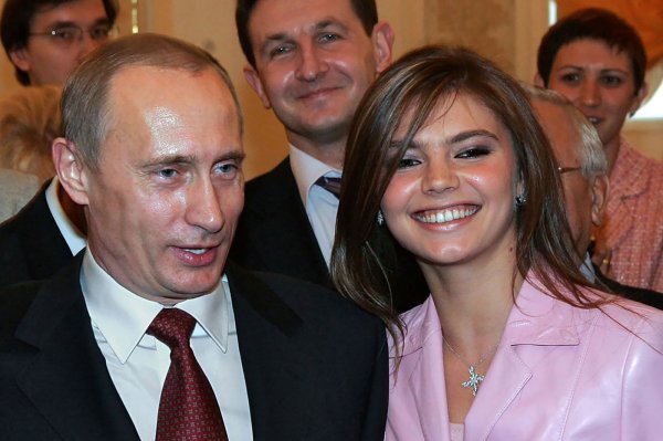 Umro novinar koji je prvi razotkrio Putinovu tajnu ljubavnicu: Prijatelji su u šoku, pojeo je otrovne gljive?