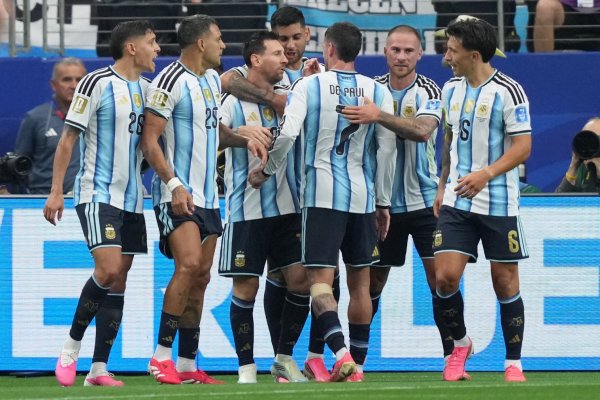 Čudesni Messi s dva povijesna gola sredio Austriju i odveo Argentinu u drugi krug