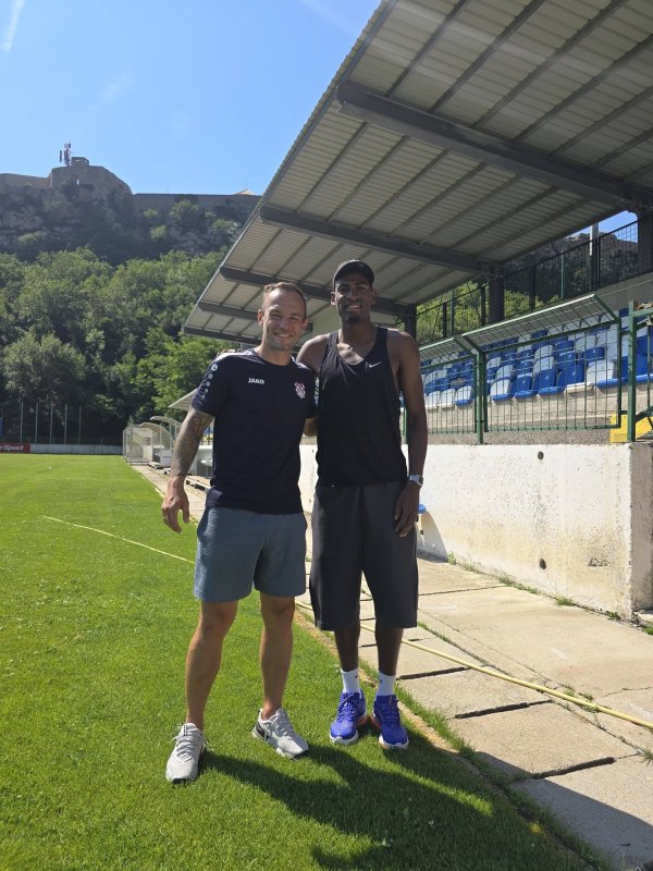 Finalist Lige prvaka posjetio klub iz Klisa! Pojavila se fotografija koja je iznenadila mnoge, dočekao ga bivši hajdukovac!