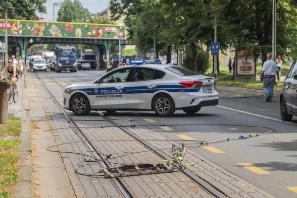 Svjedok kaosa na Savskoj: 'Mislio sam da joj je polomio kičmu'