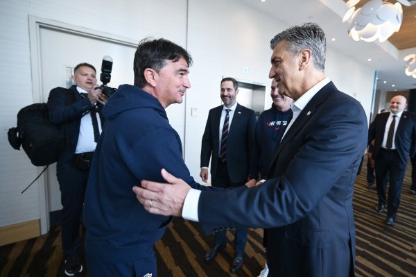 Plenković kod Dalića: 'Očekujemo pobjedu'