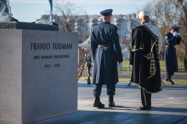 Spomenik Franji Tuđmanu