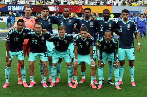 Evo zašto Njemačka protiv Ekvadora ne smije igrati u slavnom bijelom dresu: FIFA ima strogo pravilo