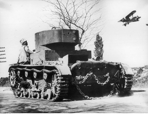 Sovjetski tenk T-26 na bojišnici kod Aragona