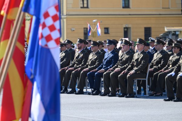 Zagreb: Svečana promocija polaznika vojnih škola