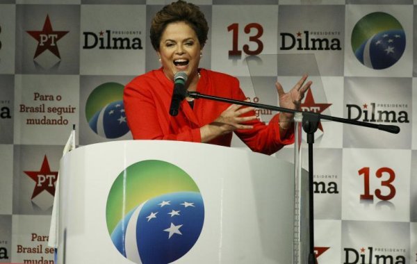 Brazilska predsjednica Dilma Rousseff napustila je predsjedničku fotelju ubrzo nakon SP-a u Brazilu