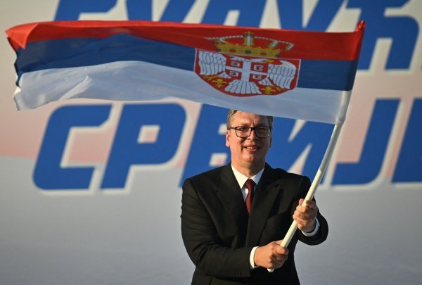 Vučić Srbiju usporedio s Bjelorusijom, pa zagrmio novinarima: 'Neću se smiriti'