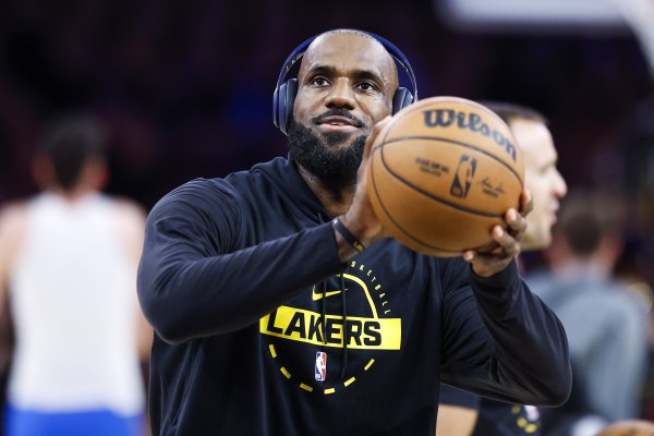 LeBron James nastavlja karijeru, ali odlazi iz Lakersa