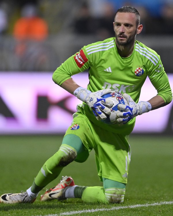 Dinamo objavio važan potpis! Nezamjenjivi član ostaje i 11. sezonu zaredom
