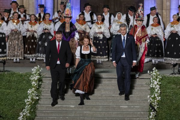 Svečano otvorenje 60. Đakovačkih vezova
