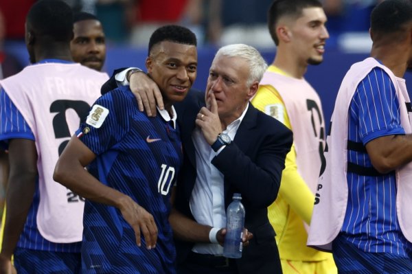 Deschamps razočaran utakmicom: To nije nogomet zbog kojeg će ljudi dolaziti na stadione