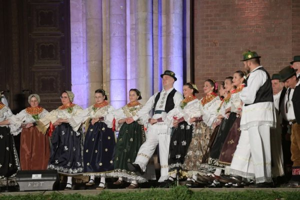 Đakovački vezovi