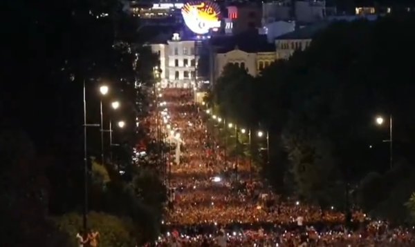 Pogledajte lude scene iz Osla. Sto tisuća navijača na ulicama, Norveška neće spavati