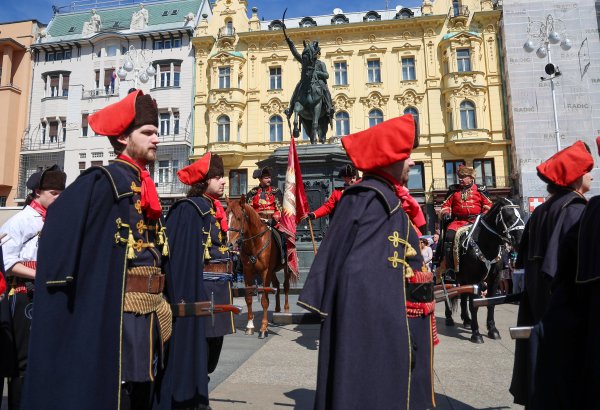 Smjena straže Kravat pukovnije