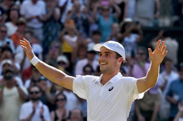 Sin nogometnog moćnika ispisuje čudesnu priču na Wimbledonu: Tko je nova senzacija turnira?