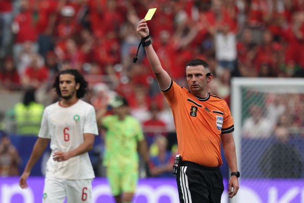 Dvojica ponajboljih sudaca svijeta zbog događaja starog skoro 50 godina ostaju bez finala SP-a? Evo o čemu se radi