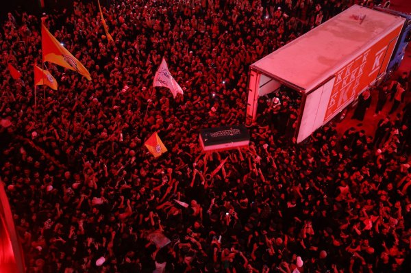 Finci u šoku: Tijelo ajatolaha prevozilo se u kamionu finskog trgovačkog diva?