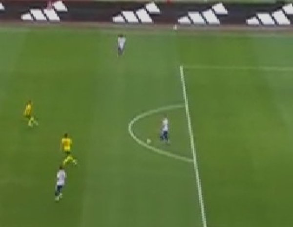 Velika greška stopera: Pogledajte kako je Hajduk umalo zabio bizaran autogol