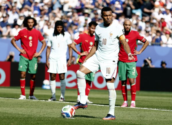 Zašto je Mbappé čekao više od tri minute na izvođenje penala?