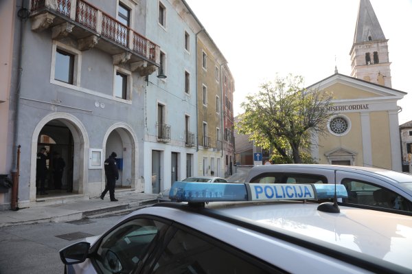 Policijska akcija u Bujama
