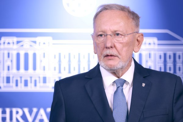 Davor Božinović
