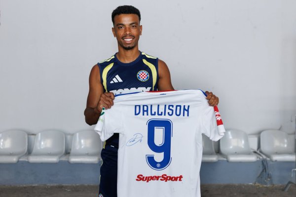 Hajduk je junaku pobjede protiv Žiline krivo otisnuo ime na dresu. Evo što će s njim biti