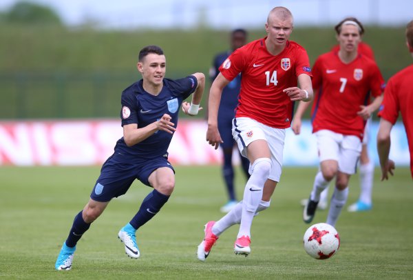 Mladi Erling Haaland i Phil Foden