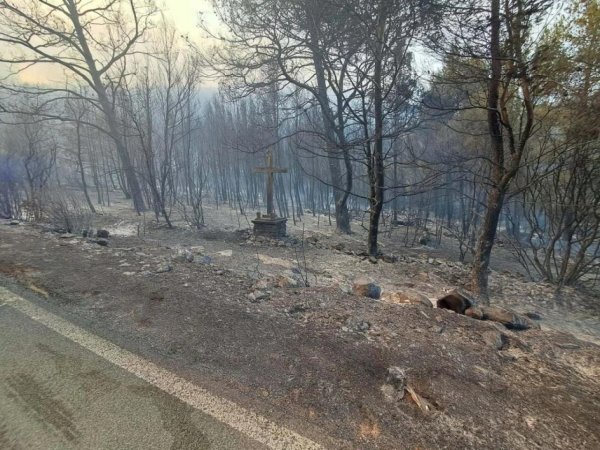 Dramatična noć na Korčuli: Kiša stigla kao spas